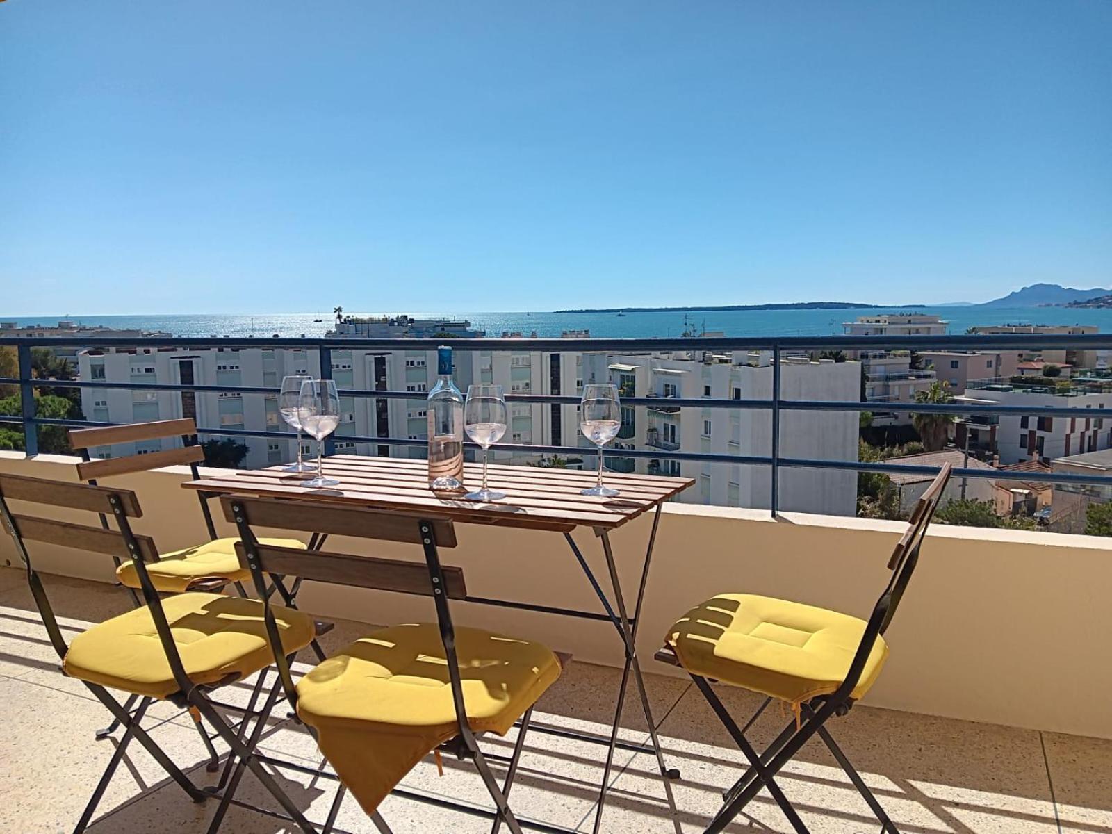 3 Pieces Vue Mer - Clim - 5 Min De La Plage A Pied Antibes Exterior foto